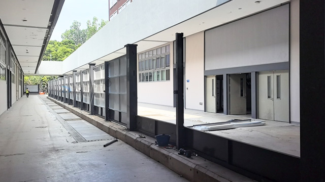 A型鋼結(jié)構(gòu)圍擋-深圳項目工程圍擋工程案例